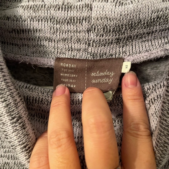 Anthropologie size XS extra small cowl neck grey sweater fleece flare hi low - Picture 6 of 6